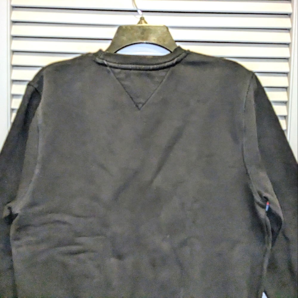 Tommy Hilfiger Women's Med Red White Blue Graphic Logo V-Stitch Sweatshirt Black - Picture 6 of 11